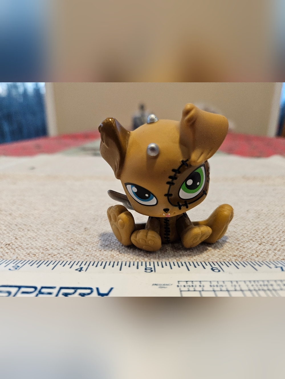 MONSTER High Doll Frankie Stein Pet Dog Watzit~ Vinyl Figure